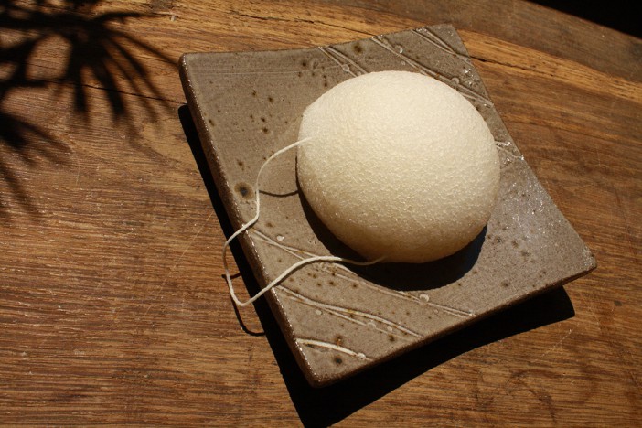 Découverte de l'éponge Konjac pour prendre soin de sa peau