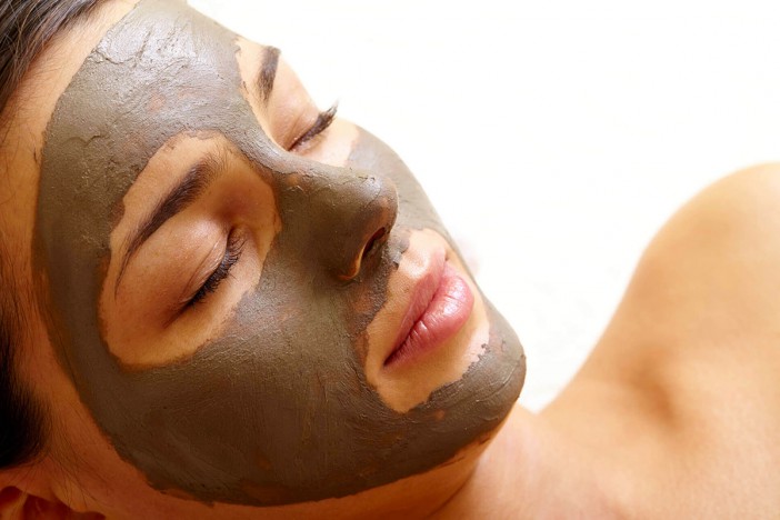 Réaliser un masque maison au rhassoul pour son visage ou ses cheveux